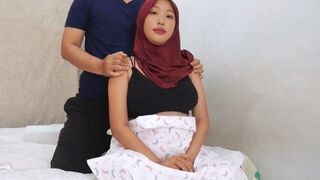 Hijab pinay massage asian girl pregnant si Hijab pinay ay buntis sa masahe - porn video