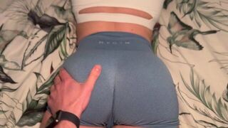 Gym baddie gets a post workout creampie - porn video